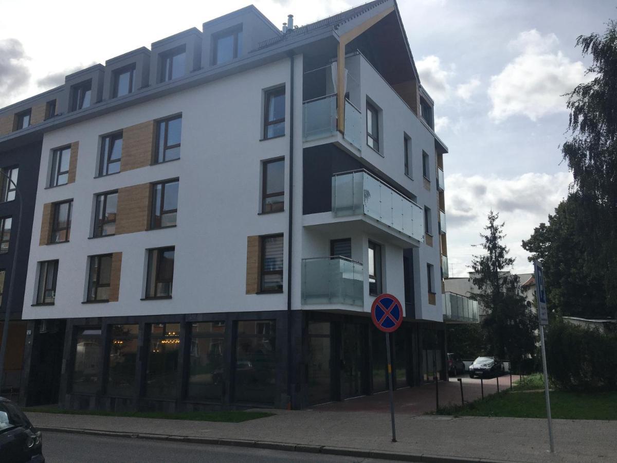 Apartament Marine Holiday Elblag - Winda -Parking W Hali Garazowej -Gratis -Business Stays المظهر الخارجي الصورة