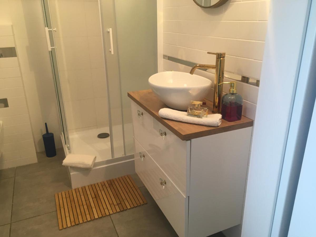 Apartament Marine Holiday Elblag - Winda -Parking W Hali Garazowej -Gratis -Business Stays المظهر الخارجي الصورة