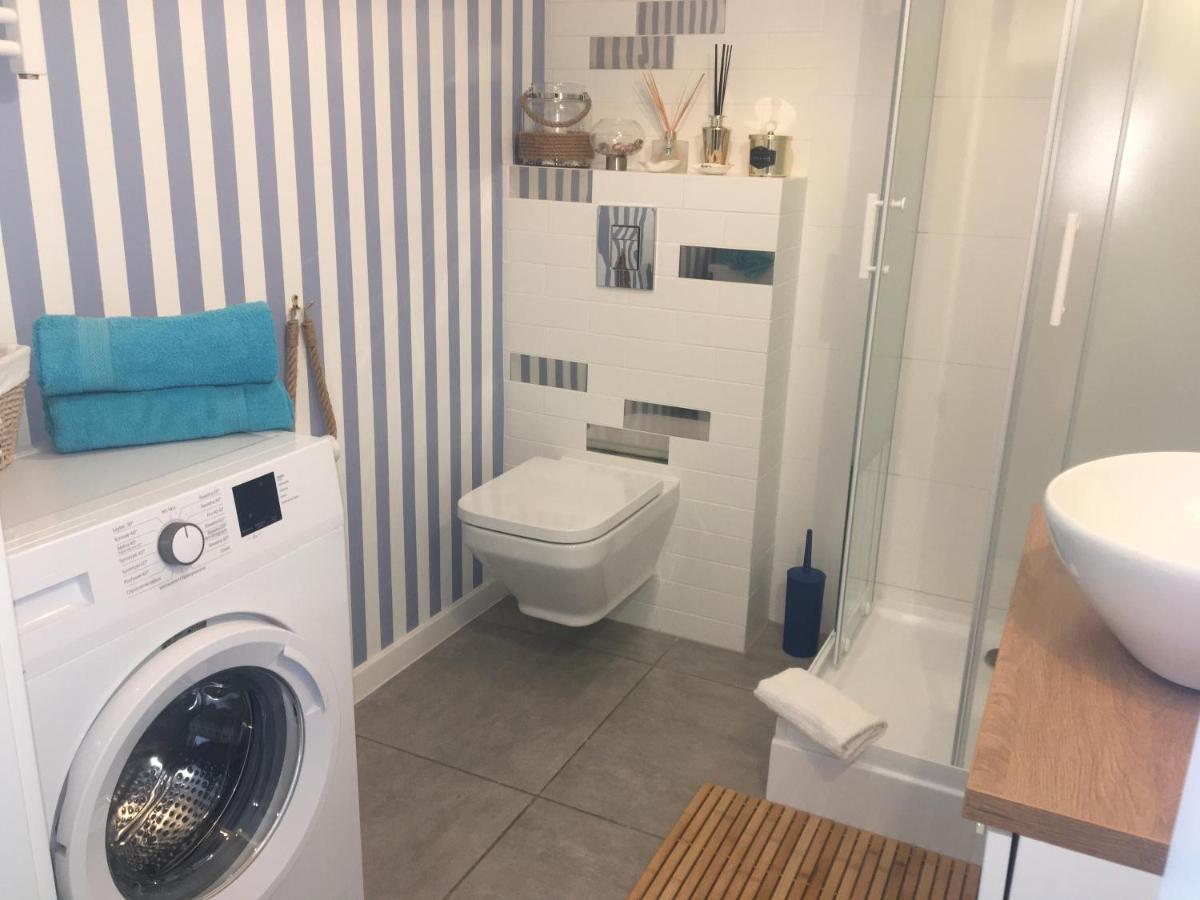 Apartament Marine Holiday Elblag - Winda -Parking W Hali Garazowej -Gratis -Business Stays المظهر الخارجي الصورة